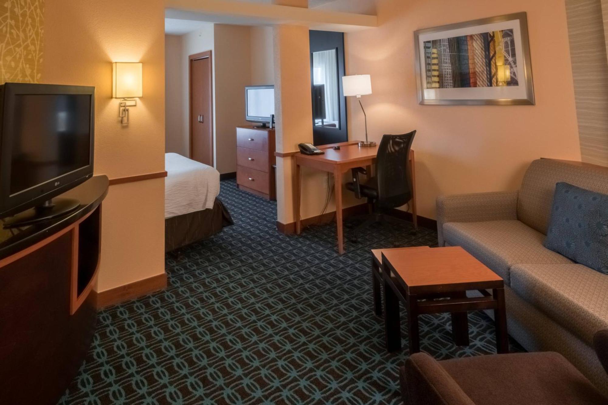 Hotel Fairfield &